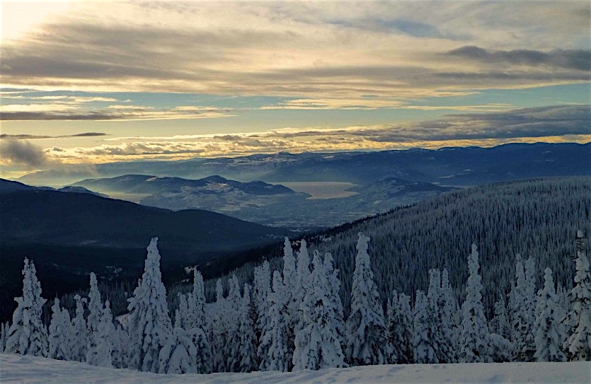 view-of-okanagan-valley-bc-from-silver-star-850x592